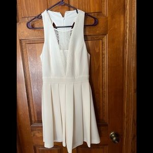 BCBG generation cream / lace junior dress